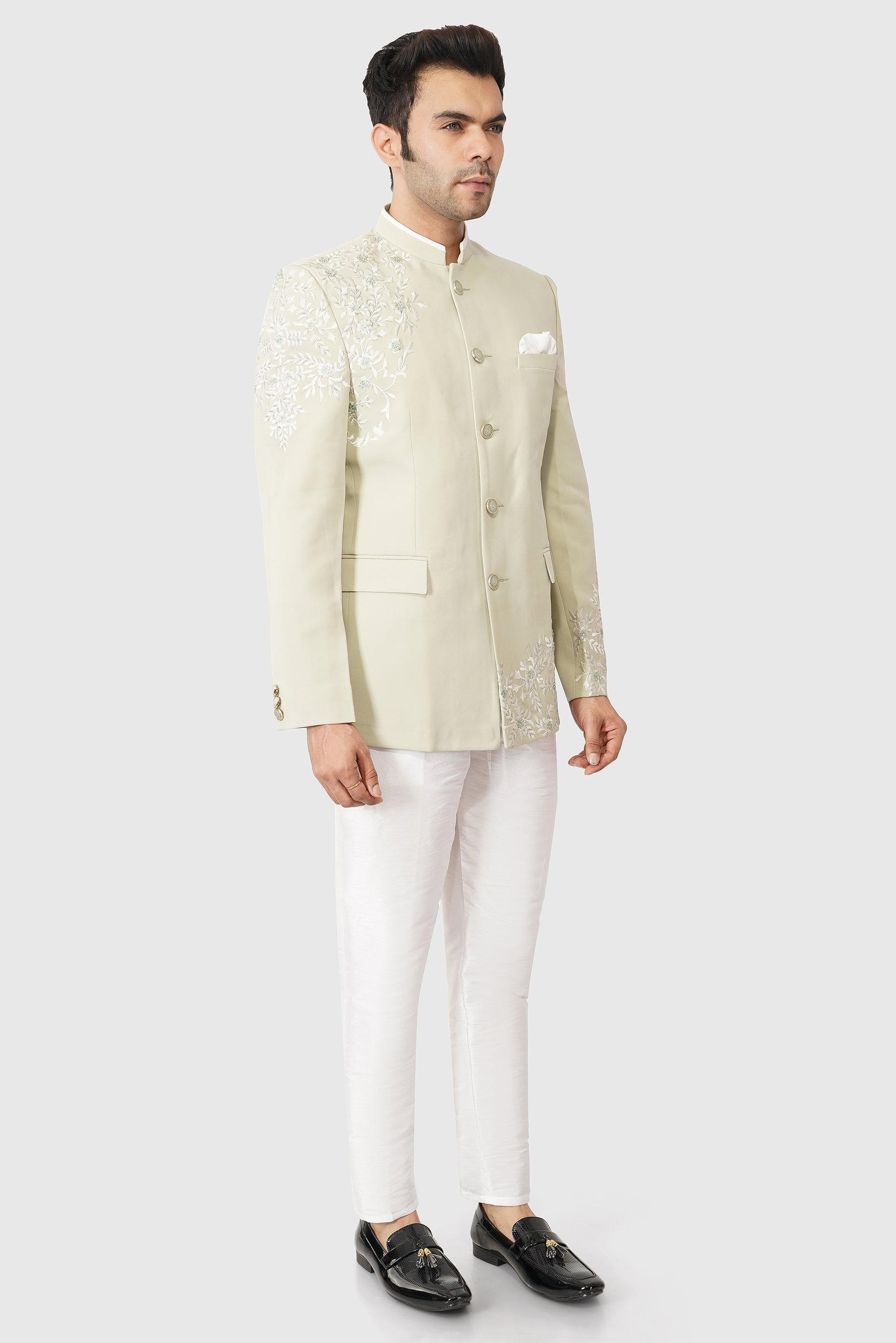 SANTI HOMME Mystic Embroidered Bandhgala Set