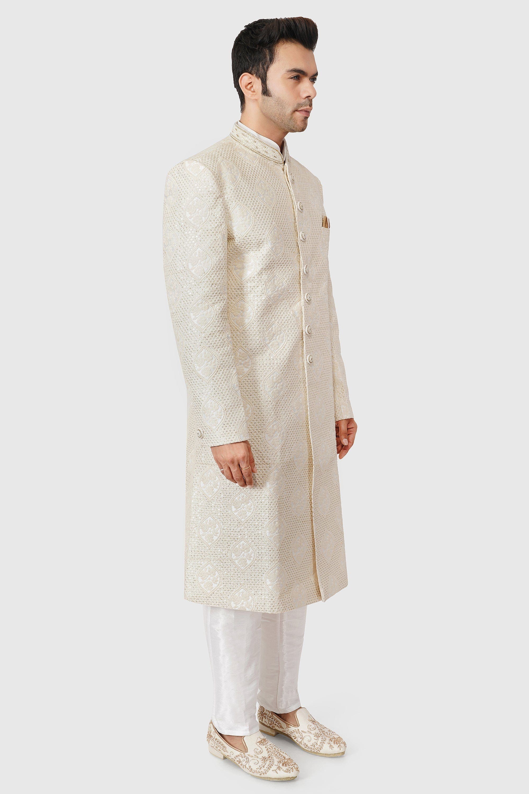 SANTI HOMME Off-White Embroidered Sherwani Set