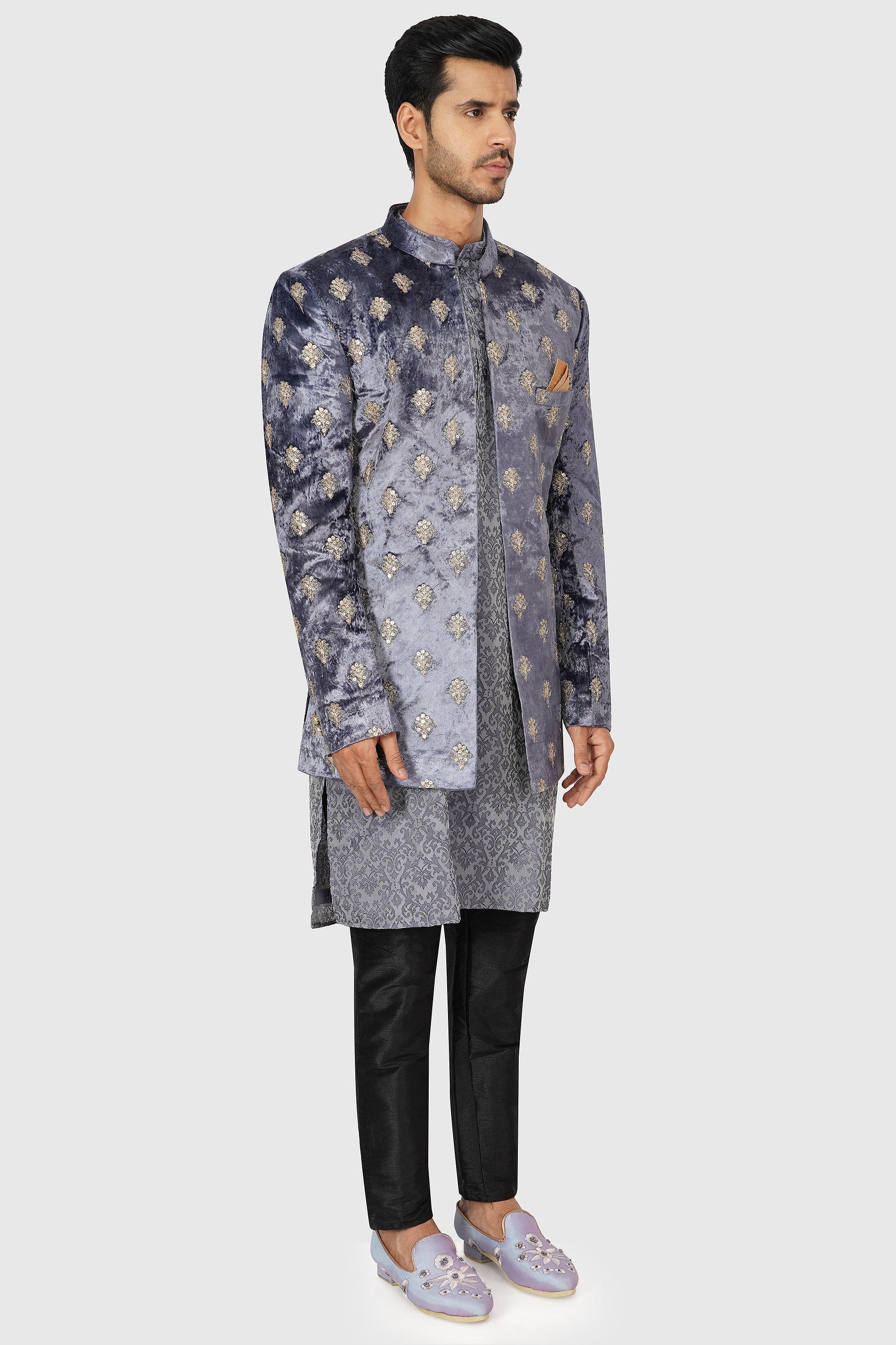 SANTI HOMME Velvet Shrug Sherwani Set