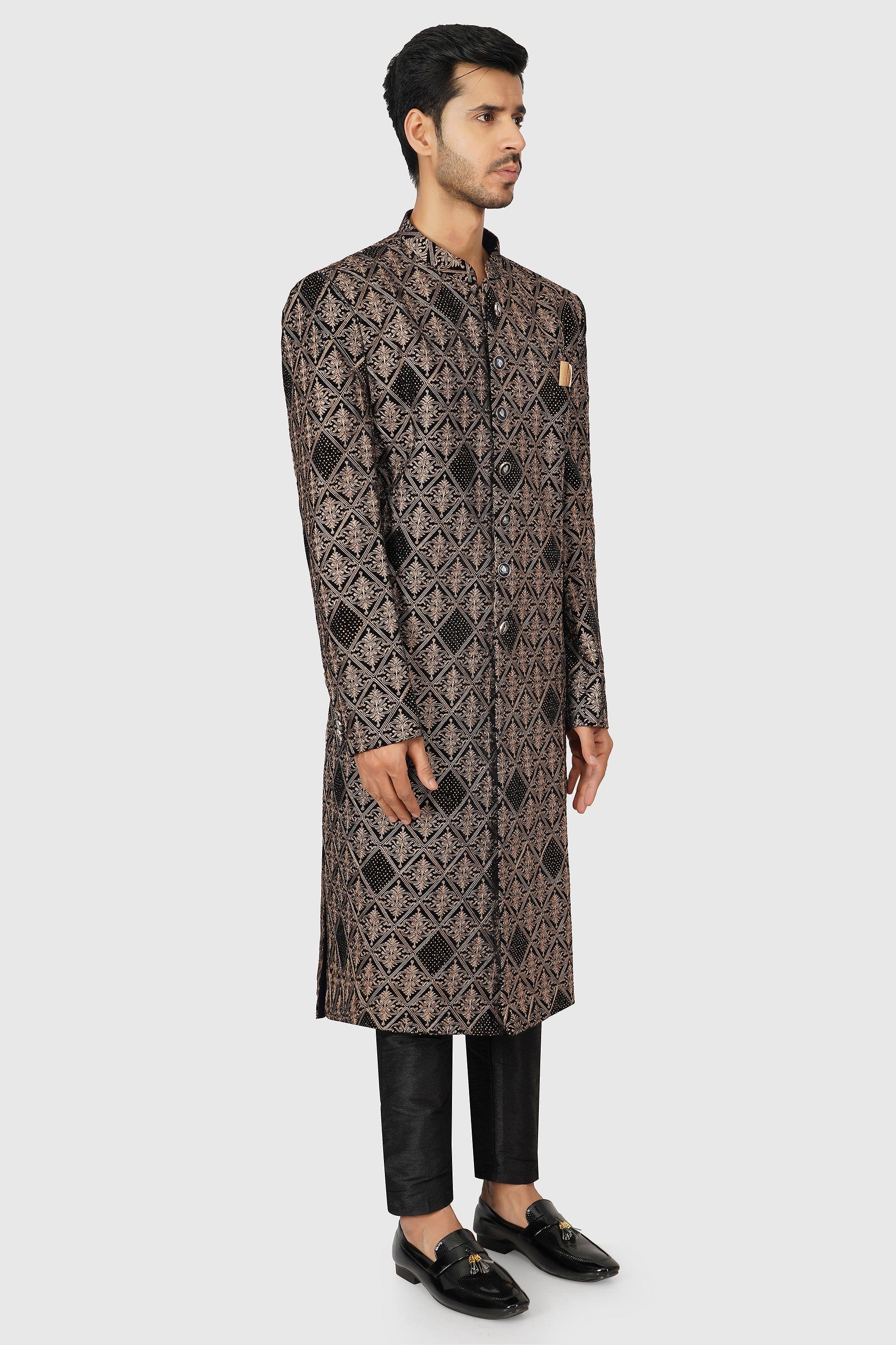 SANTI HOMME Golden Gridlock Sherwani Set